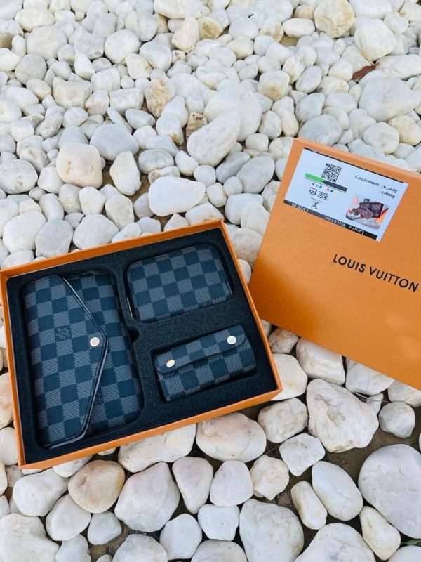 Louis Vuitton Felicie 4 in 1 Multi Pochette Perfect Handbag - Image 3