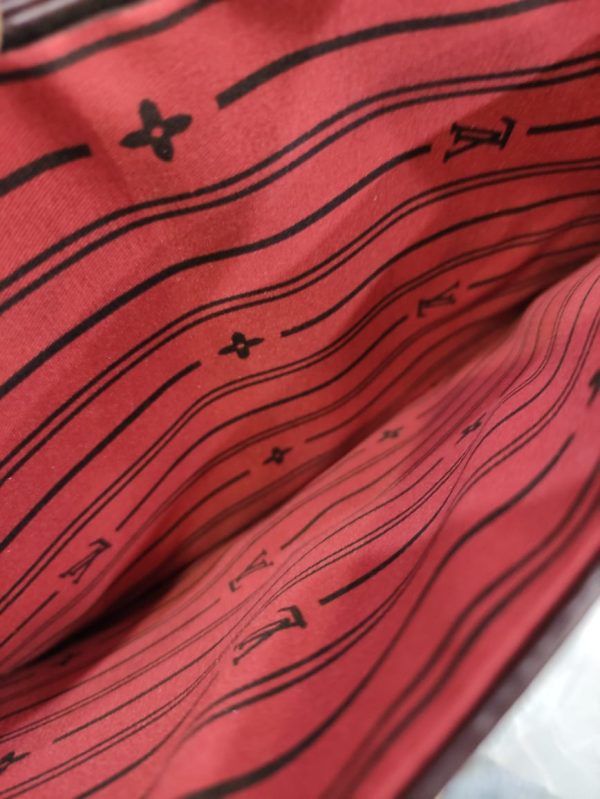 Louis Vuitton Pochette Metis Bag Monogram - Image 4