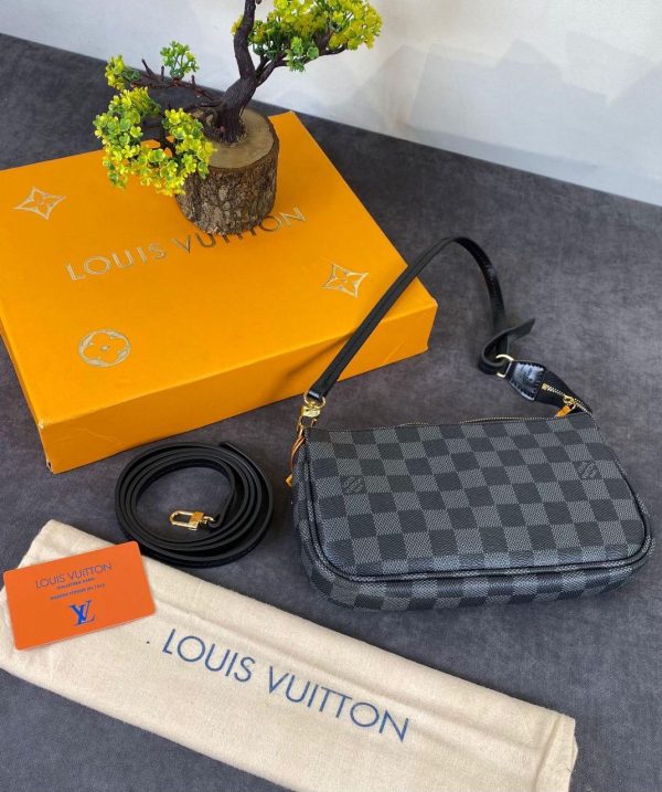 Louis Vuitton Pochette Women Accessoires Online - Image 4