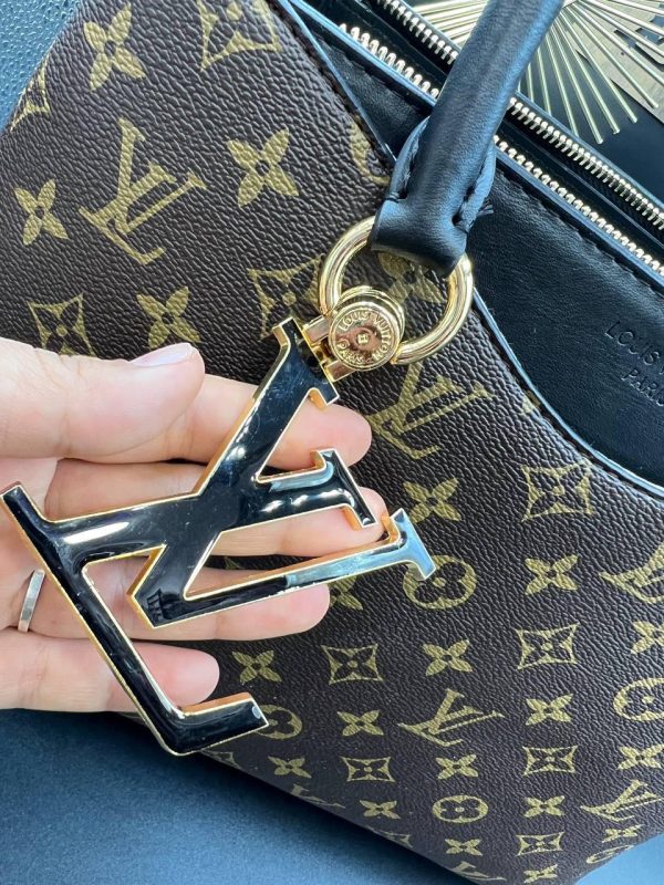 Louis Vuitton Riverside Damier Ebene Monogram Handbag - Image 10