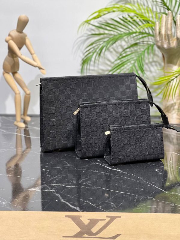 Louis Vuitton Toiletry Pouch Set Online For Women - Image 8