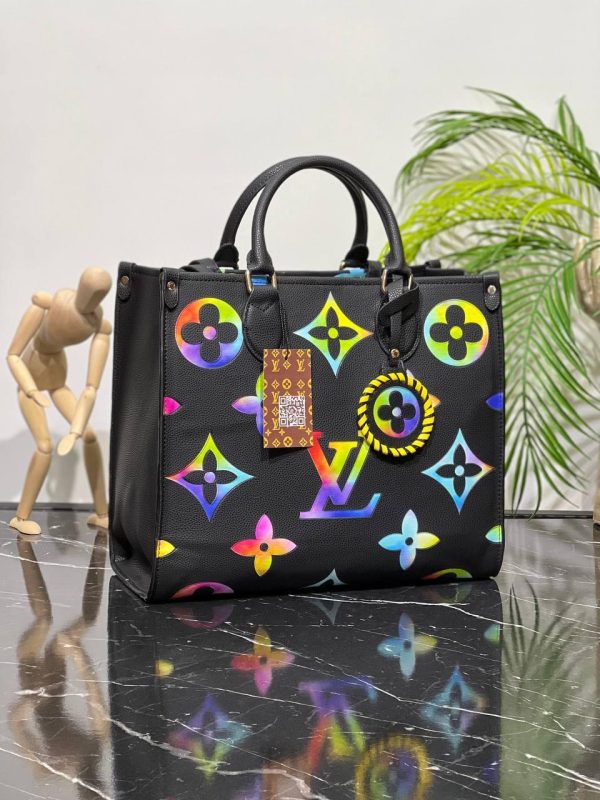 Louis Vuitton Onthego Bicolor Women Handbag Online - Image 13