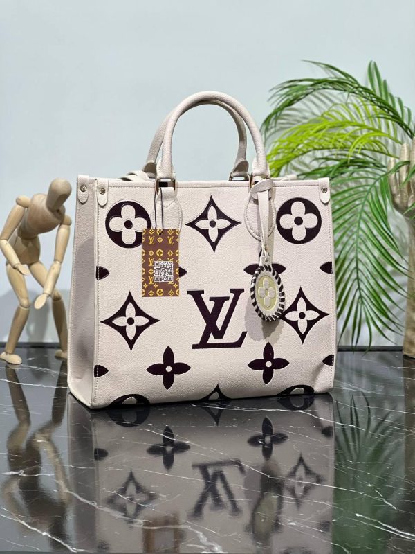 Louis Vuitton Onthego Bicolor Women Handbag Online - Image 10