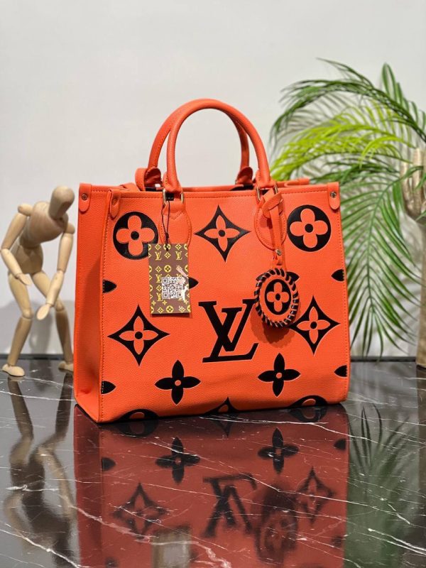 Louis Vuitton Onthego Bicolor Women Handbag Online - Image 7