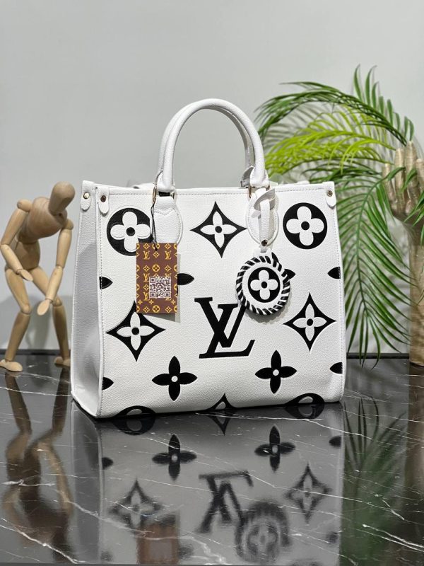 Louis Vuitton Onthego Bicolor Women Handbag Online - Image 6