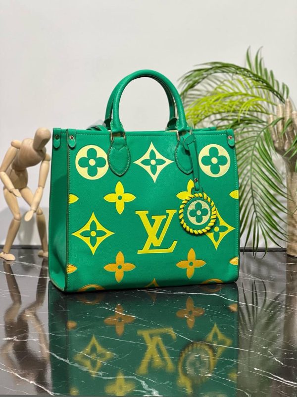 Louis Vuitton Onthego Bicolor Women Handbag Online - Image 3