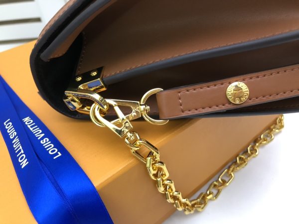 Louis Vuitton DAUPHINE MM - Image 5
