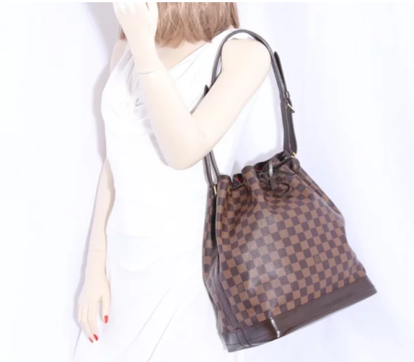 Louis Vuitton NeoNeo Crossbody Bucket Bag For Women - Image 5