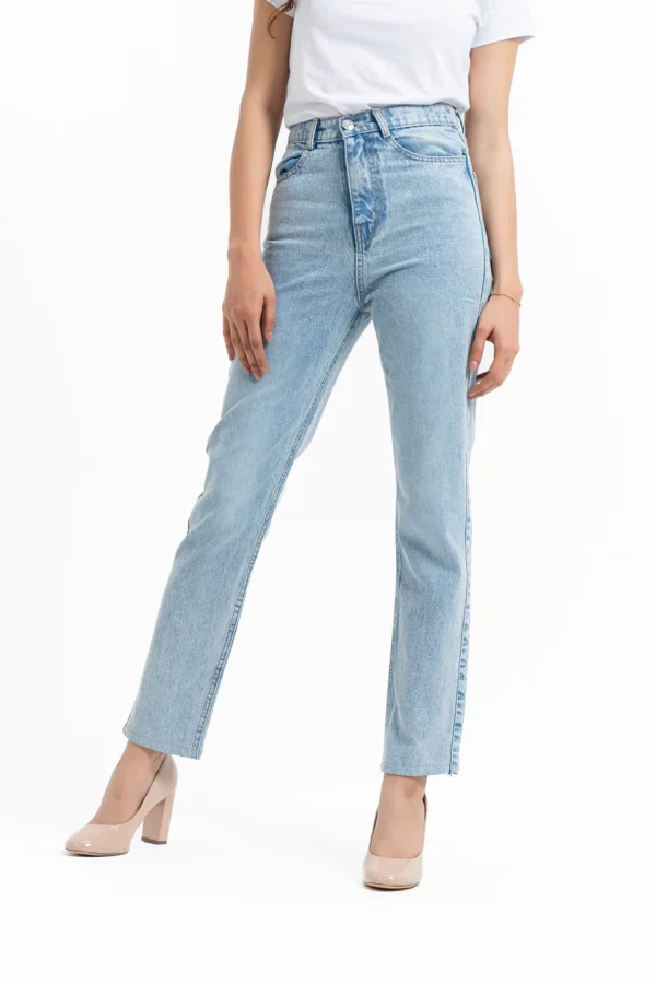 High Waisted Straight Jeans - Light Blue
