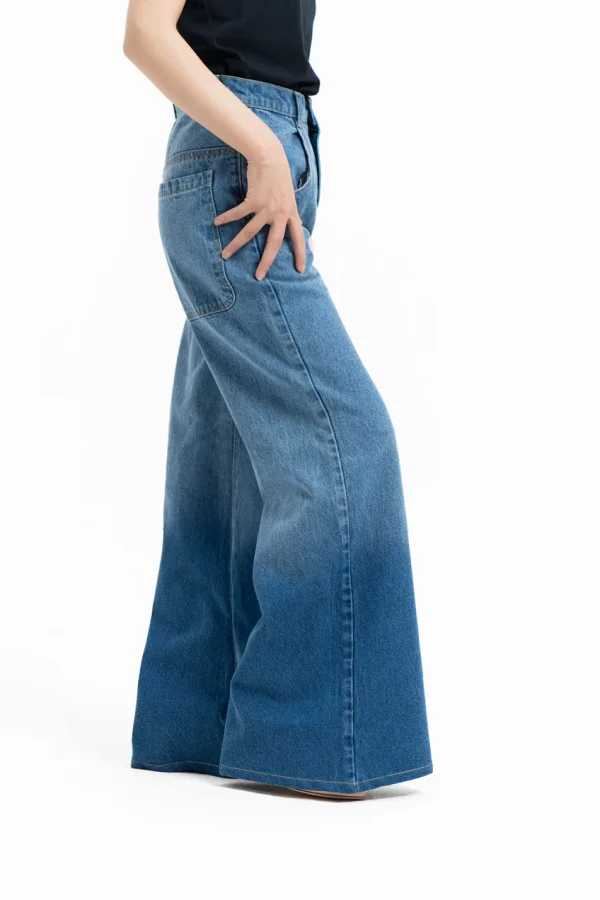 Skater Wide Leg Jean - Mid Blue - Image 2