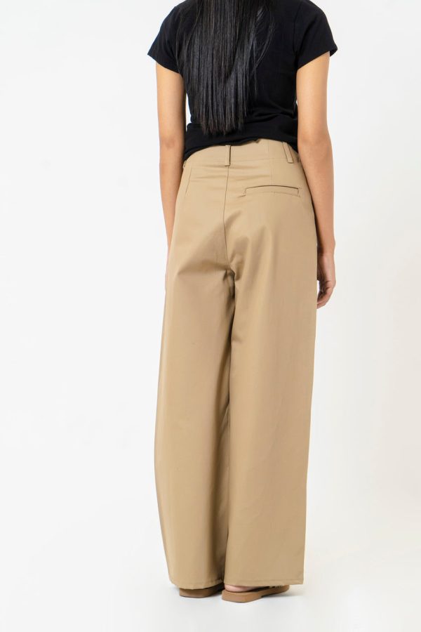 RELAXED FIT PLEATED WIDE LEG CAMEL BROWN PANT - Image 2